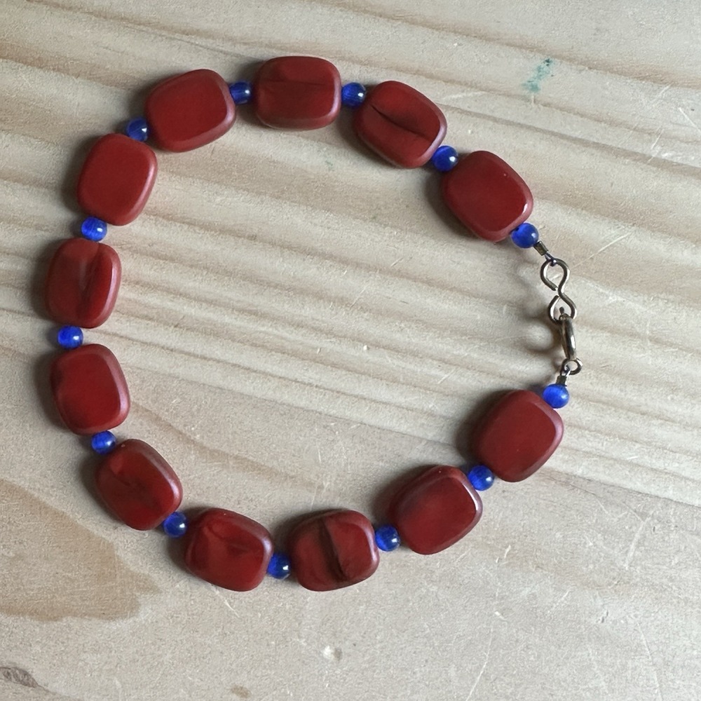Vintage Art Glass Bracelet Size 8.5 Inch‎ Red Black Blue Tone Boho Chic Bohemian